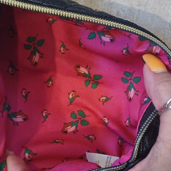 Betsey Johnson Quilted Black Heart Cylinder Travel Zipper Clutch/Cosmetic Bag - Picture 8 of 9
